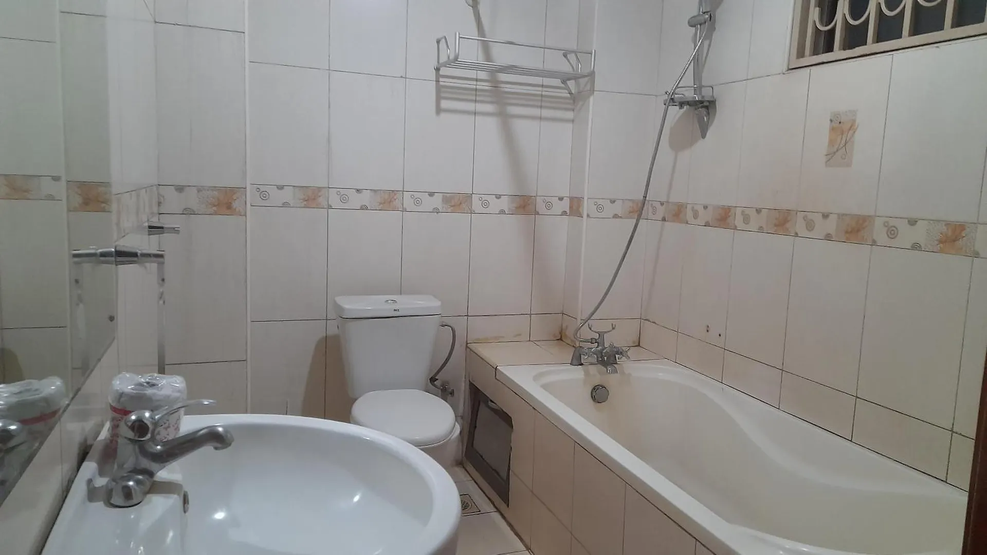 New Jbk Hotel Kampala