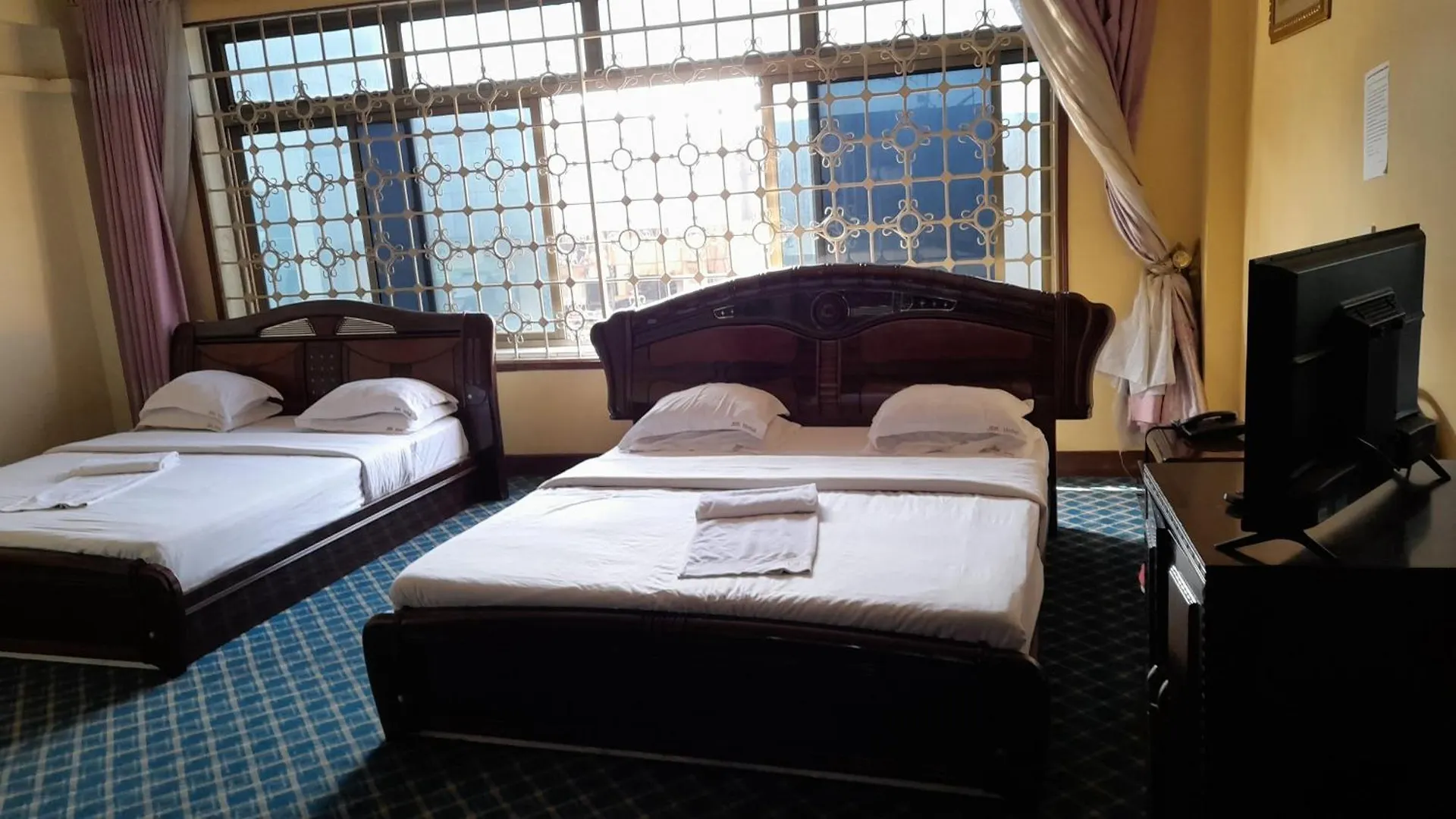 New Jbk Hotel Kampala
