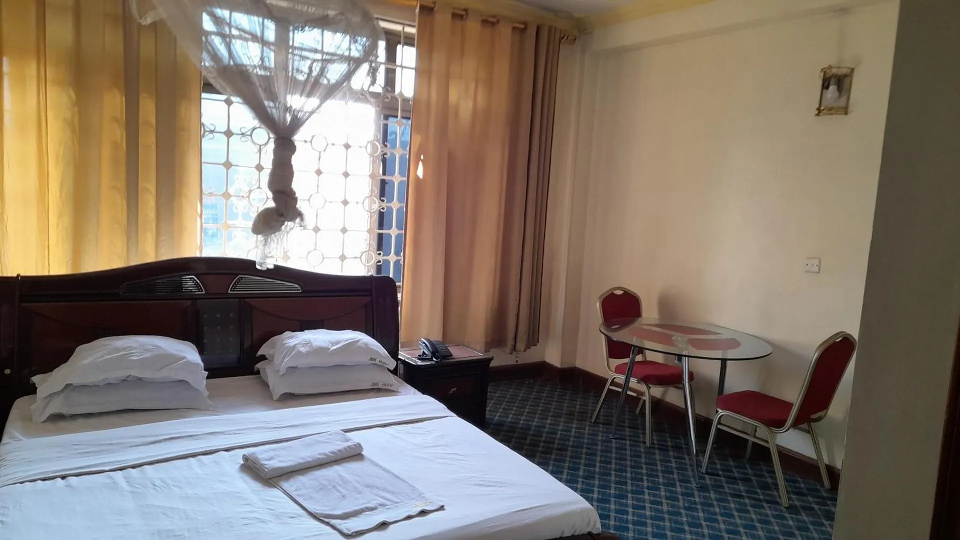 New Jbk Hotel Kampala